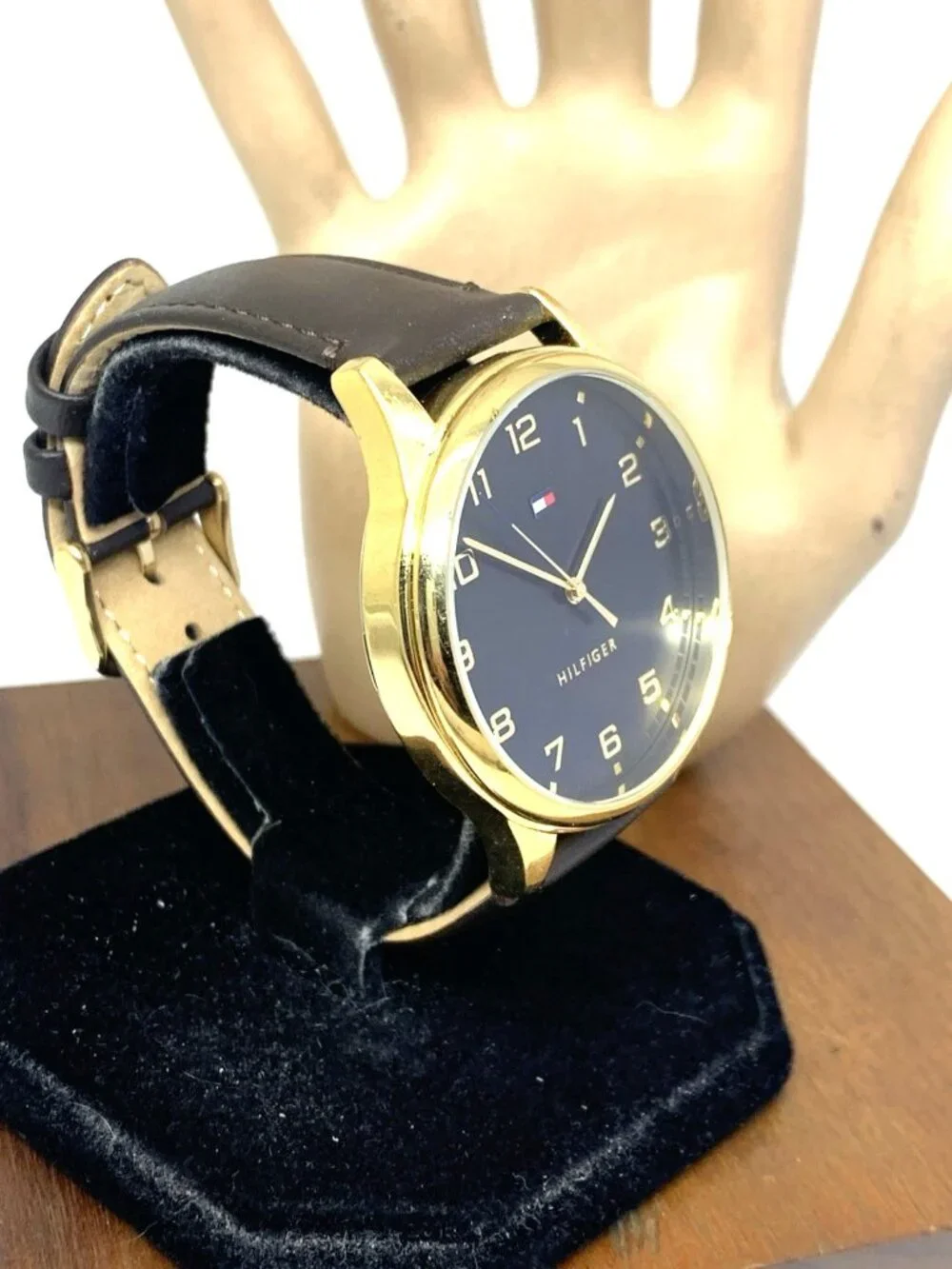 Tommy Hilfiger Men's Watch 1791660 Black Dial Quartz Gold Leather Strap 44.5mm